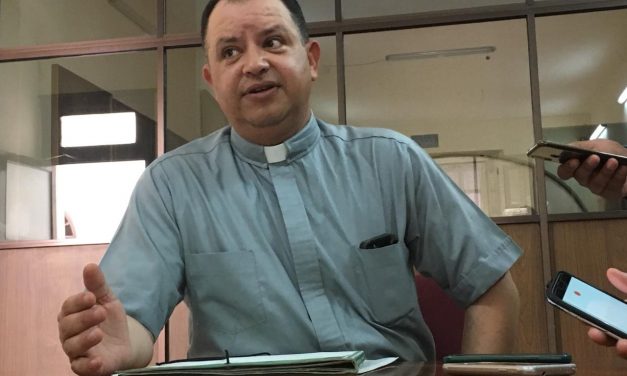 Exige iglesia católica justicia ante crimen de Paola.