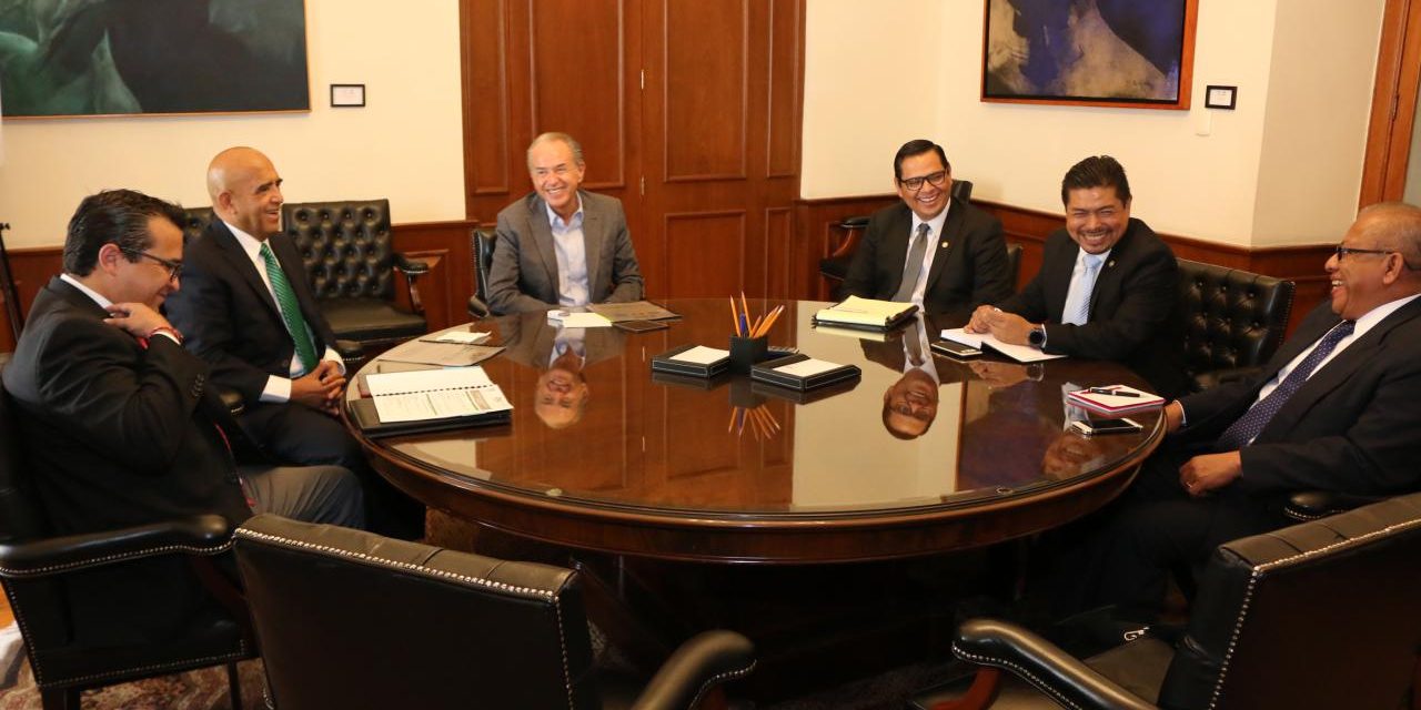 Atiende SLP tema de migrantes con Guatemala.