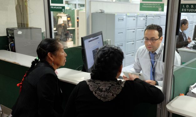 Llama IMSS a tramitar pensión por cesantía o vejez.