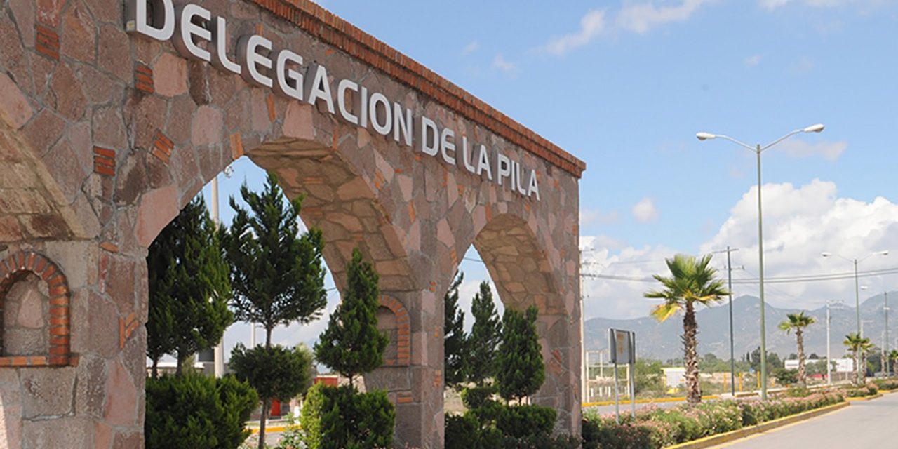Continúan las acciones para mejorar el alumbrado público en La Pila.