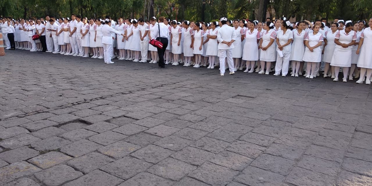 Suma Cruz Roja a desfile de Independencia a mil 400 voluntarios.