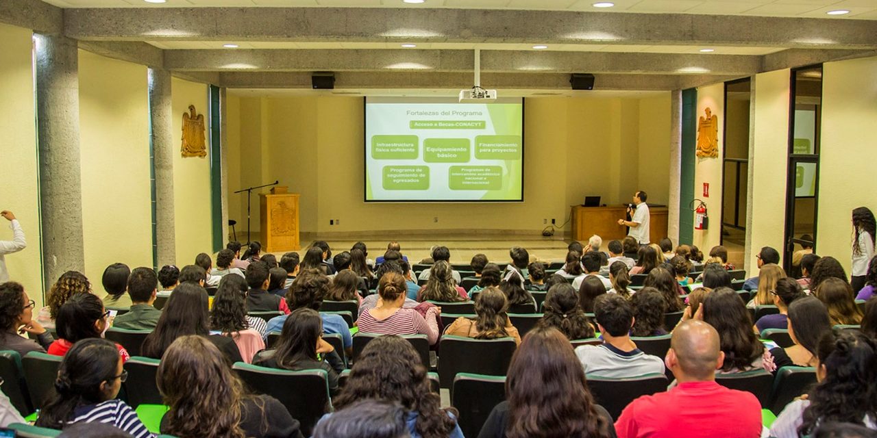 Facultad de Ciencias Químicas de la UASLP organizó 1ª Feria de Posgrados.