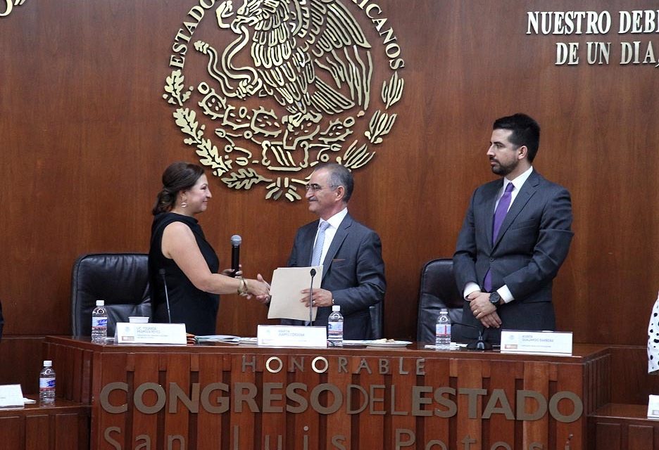 Recibe Congreso Informe de Tribunal Electoral del Estado.