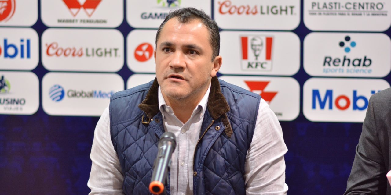 “Veneno” Contreras, nuevo entrenador de CB Santos.