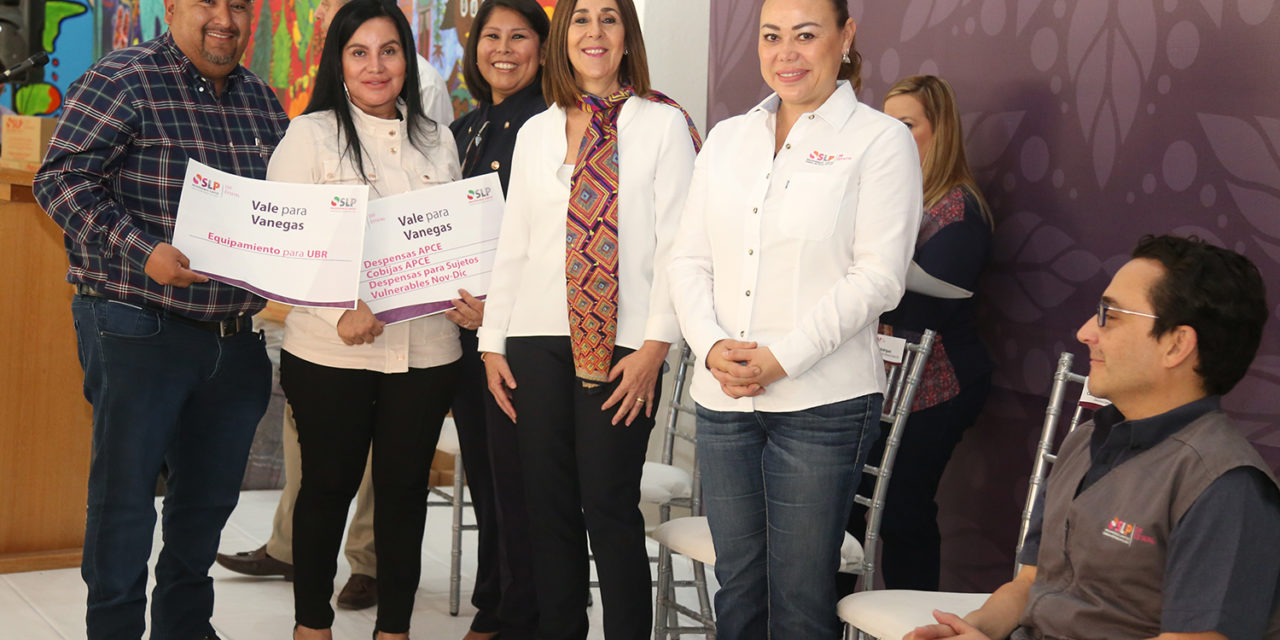 Entregan a DIF´s Municipales apoyos por más de 27 millones de pesos.