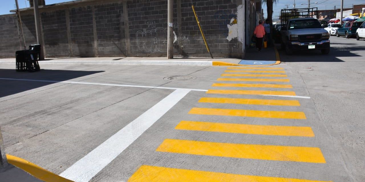 Entrega GHV pavimentación en calle Felipe Ángeles.