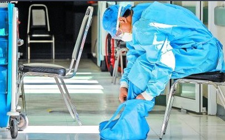 Pagará IMSS bono extraordinario a sus trabajadores que atiendan a pacientes con covid-19
