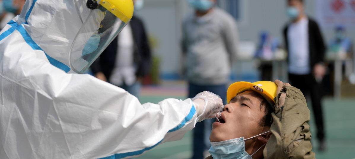Inician dos nuevas pruebas para vacunas contra covid-19 en China.