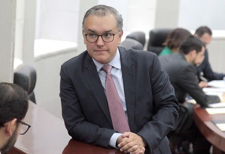 Venta del terreno destinado a Ford y contratación del crédito por 700 millones de pesos: debe estar destinado a atender emergencia en salud, economía y seguridad.