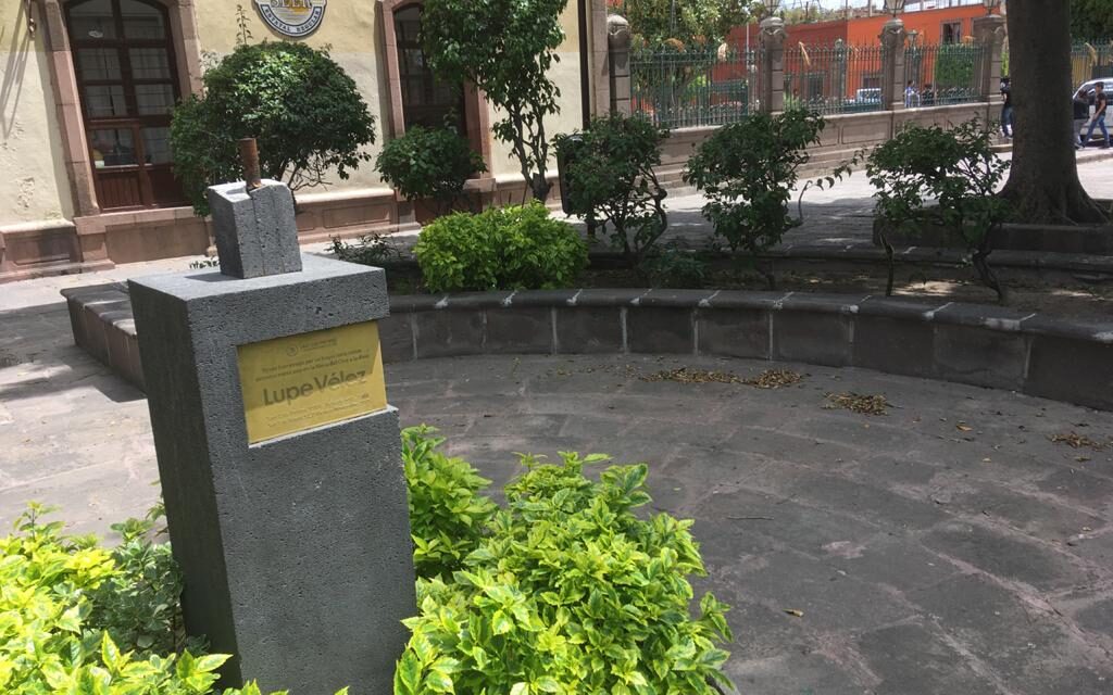 Exhortan a la comunidad artística a ayudar a dar con el paradero del busto de Lupe Vélez