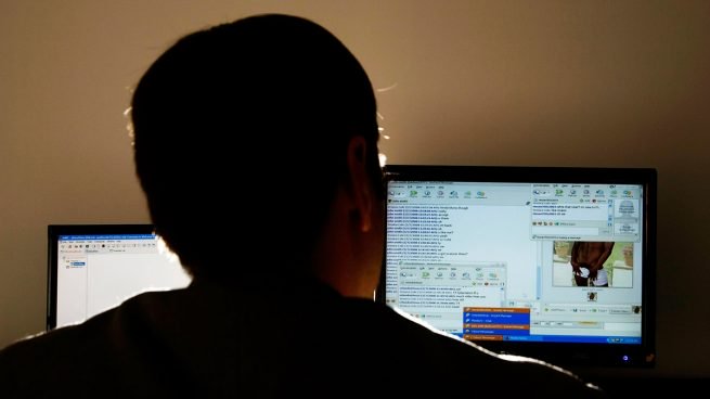 Advierte SSPE de perfiles pedófilos en redes sociales.
