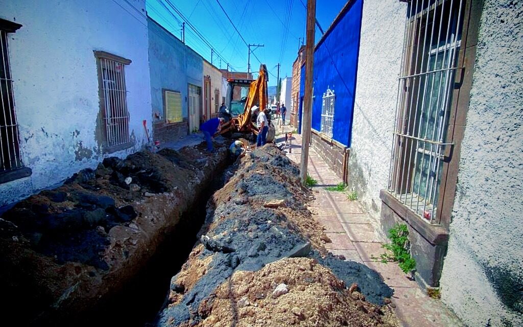 Interviene Interapas redes de drenaje en San Miguelito