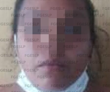 Detienen a mujer por presunta posesión de cocina