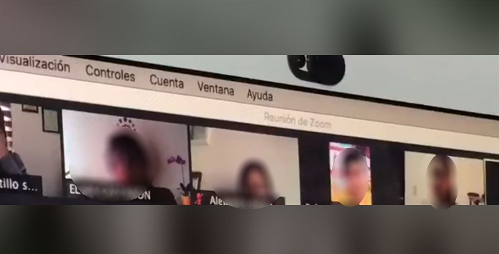 Denuncia estudiante de derecho, humillación de docente por tomar clases en un Ciber.